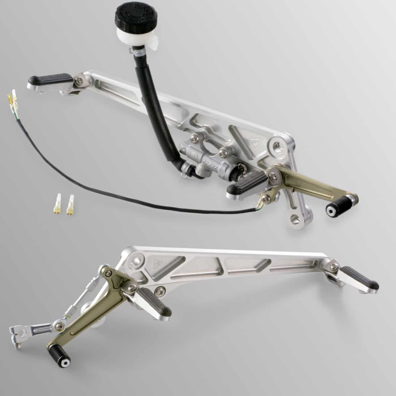 ステップ_Rear_Set_CBX1000_シルバー_Silver_可倒式_ラバー_Flexible_Rubber_1280x1280px
